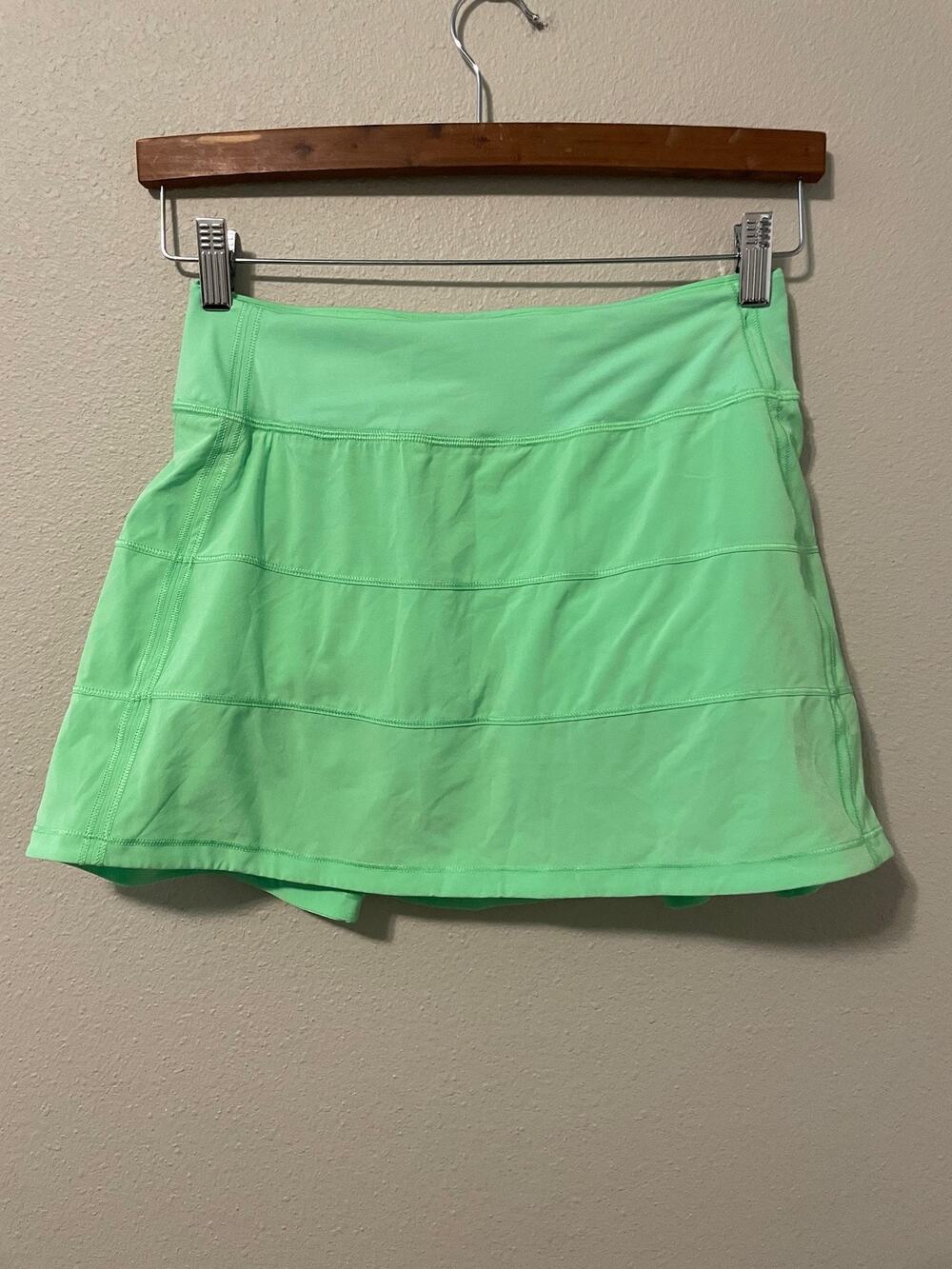 Lululemon Pace Rival Skort Womens 4 Green Running Athletic Tennis Pickleball